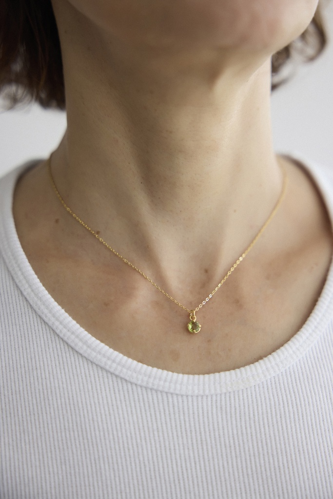 Gargantilla redonda Olivina