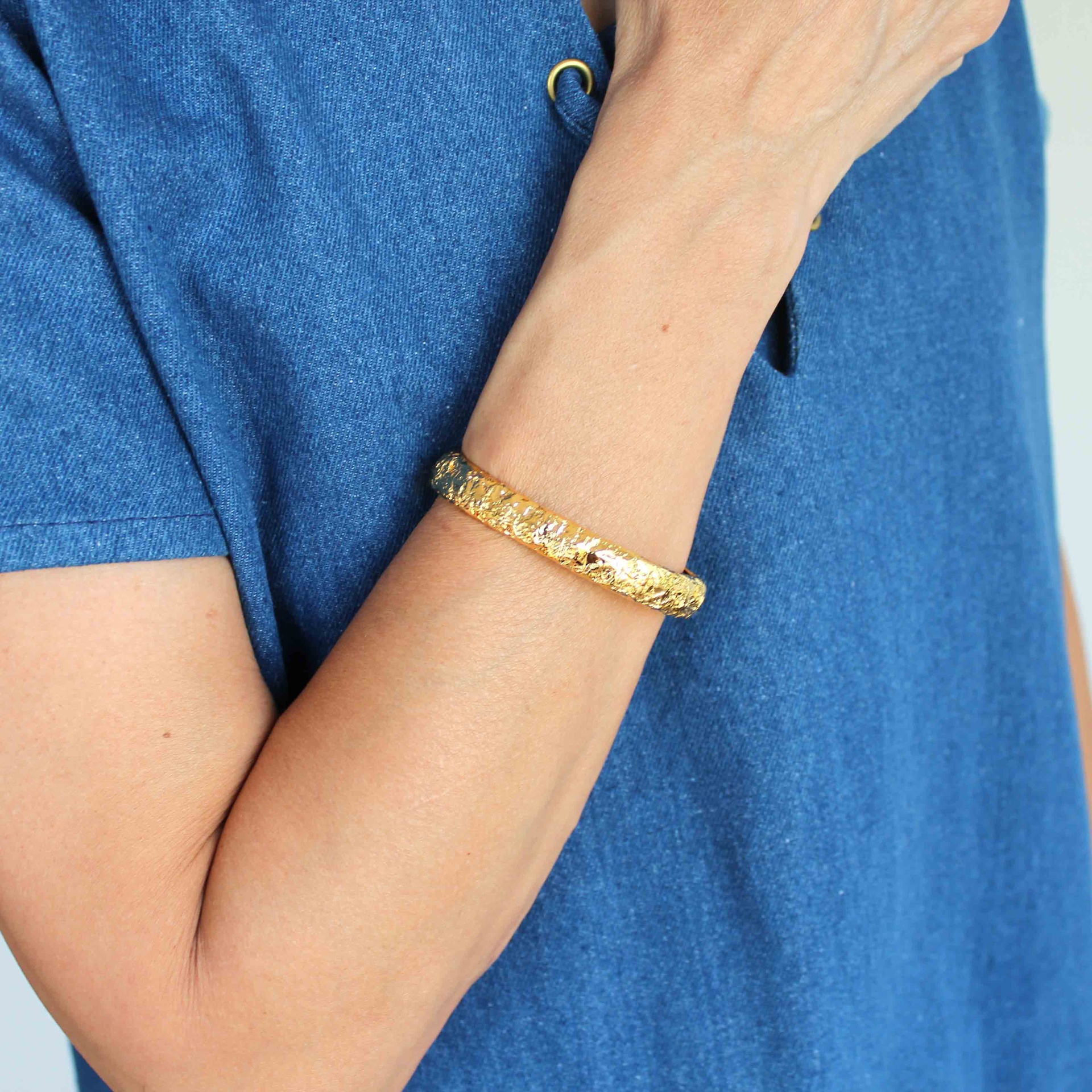 Pulsera oro Lava