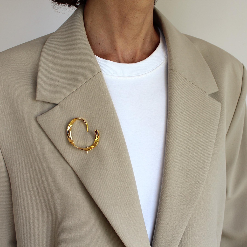 Broche oro Sabina